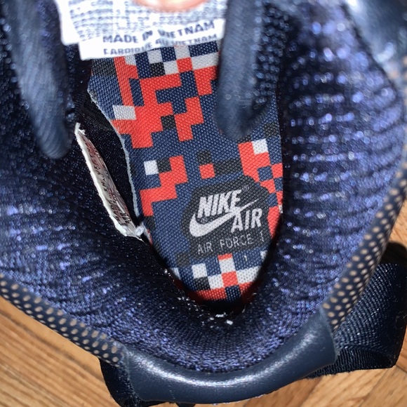 Nike Vintage Hi-Top Air Force 1 - Picture 15 of 15